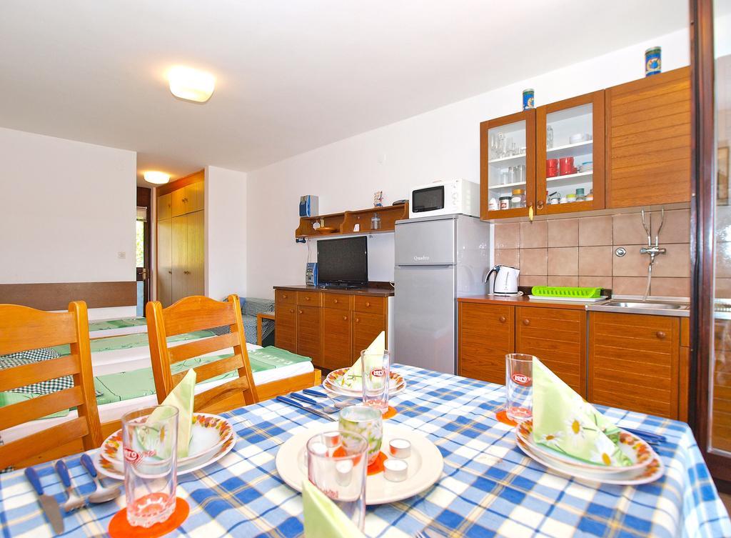 Apartment Stipe 1444 Marčana Esterno foto